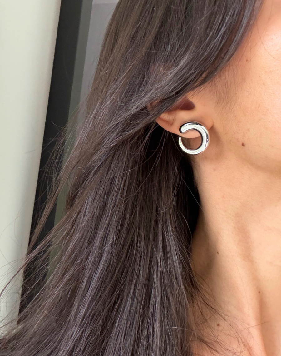 Smooth Circle Earrings in Silver