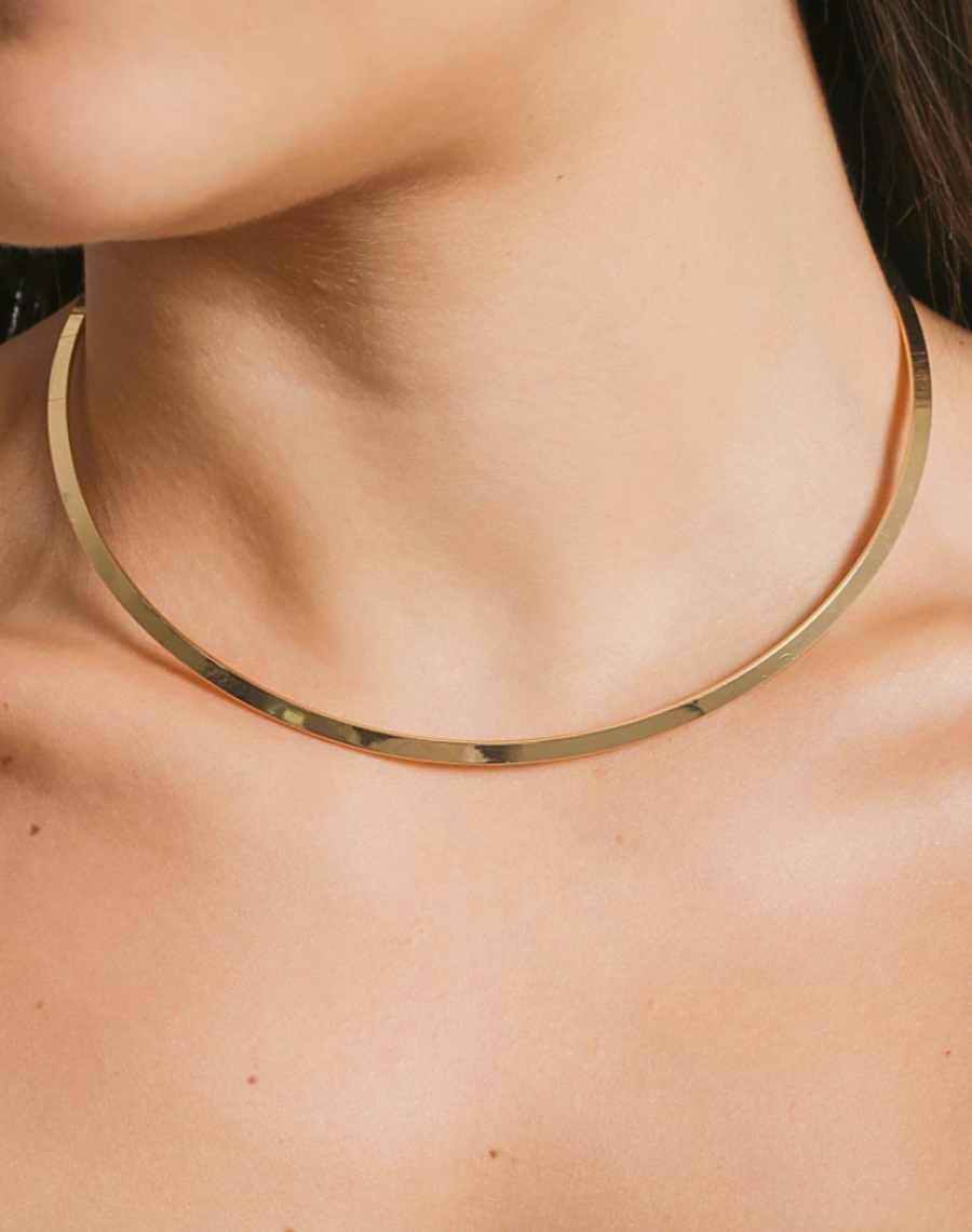 Flat Choker in Gold