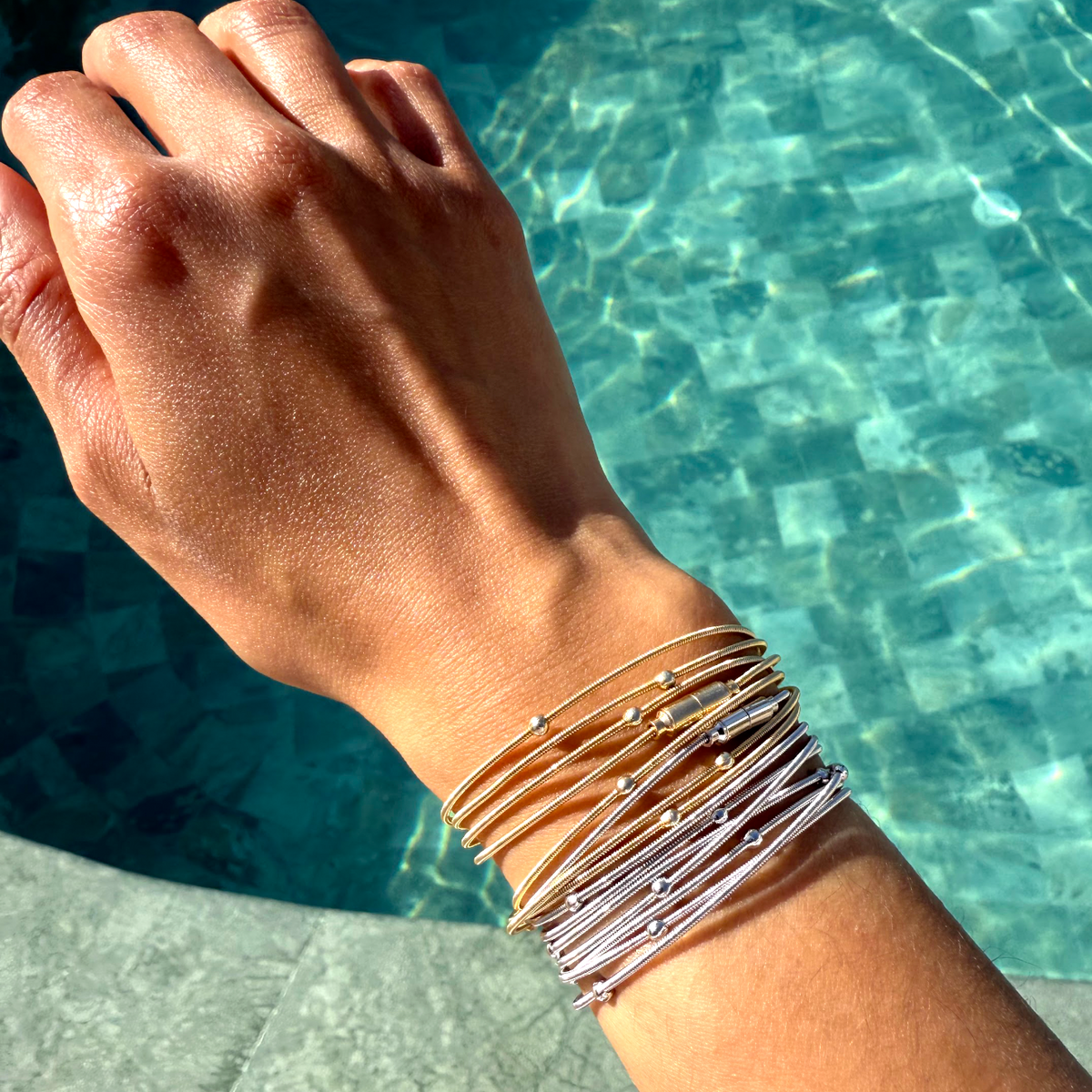 Guitar String Bobble Bracelet with Magnet Clasp in Silver