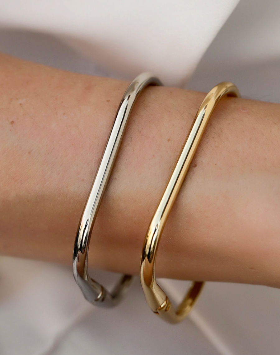 Square Bangle in Silver